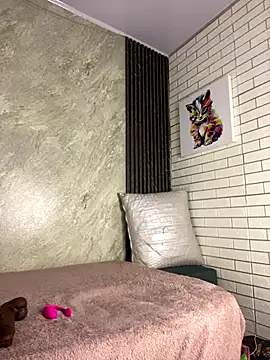 stepha   online show from November 2025 11:43:02 AM