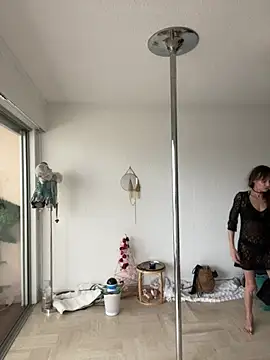 Chris06d22xh online show from February 2026 03:37:02 PM