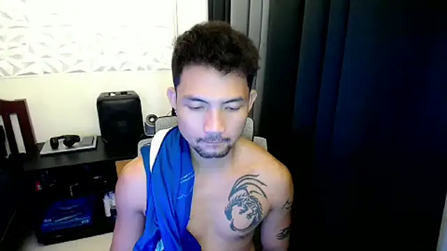 Snapshot of Thefriskyasian chatting on September 2025 09:59:02 PM Thefriskyasian online show from September 2025 09:59:02 PM