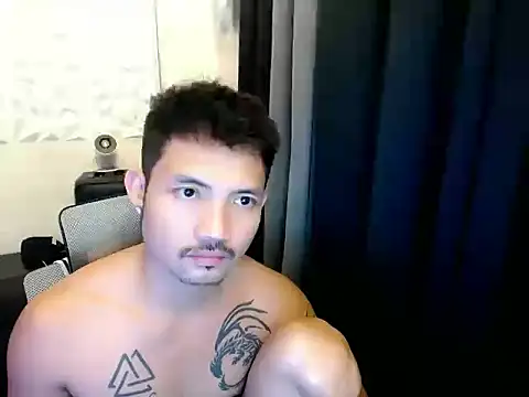 Snapshot of Thefriskyasian chatting on September 2025 05:27:01 PM Thefriskyasian online show from September 2025 05:27:01 PM