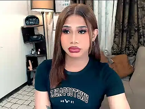 asianlatina69 online show from December 2025 10:04:01 PM