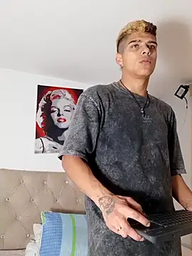 Snapshot of wyatt_3 chatting on September 2025 11:11:02 AM wyatt 3 online show from September 2025 11:11:02 AM