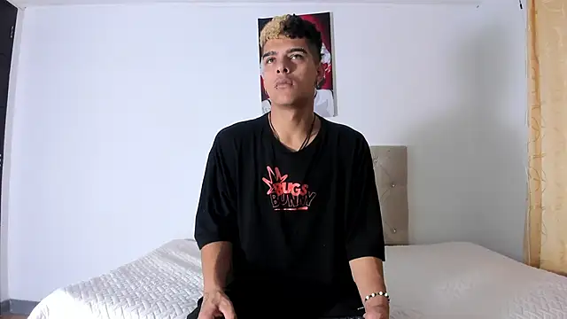 Snapshot of wyatt_3 chatting on September 2025 11:12:02 AM wyatt 3 online show from September 2025 11:12:02 AM