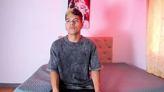 Snapshot of wyatt_3 chatting on September 2025 11:26:01 AM wyatt 3 online show from September 2025 11:26:01 AM