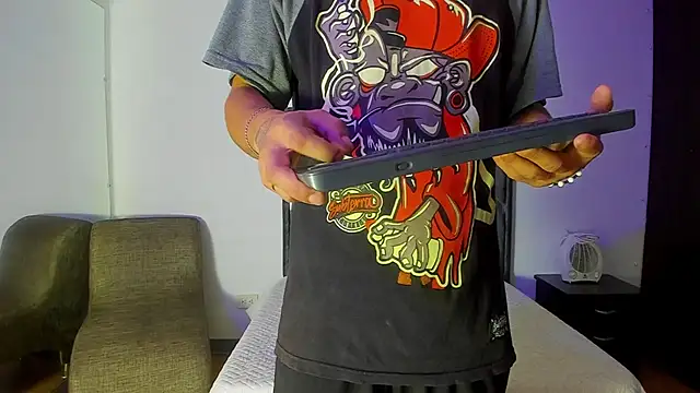 Snapshot of wyatt_3 chatting on October 2025 11:53:02 AM wyatt 3 online show from October 2025 11:53:02 AM