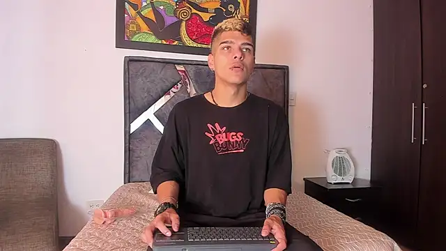 Snapshot of wyatt_3 chatting on October 2025 12:16:02 PM wyatt 3 online show from October 2025 12:16:02 PM