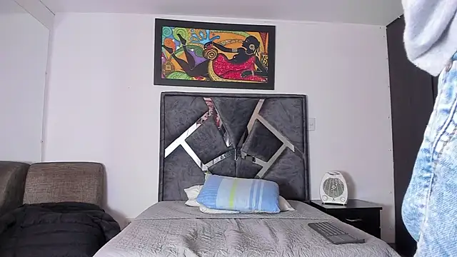 Snapshot of wyatt_3 chatting on October 2025 12:30:01 PM wyatt 3 online show from October 2025 12:30:01 PM