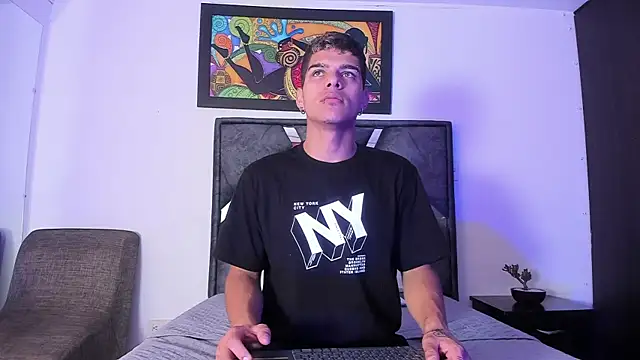 Snapshot of wyatt_3 chatting on November 2025 12:49:01 PM wyatt 3 online show from November 2025 12:49:01 PM