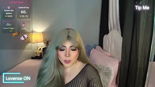 Snapshot of Unforgettable_Maria chatting on December 2025 09:27:02 AM Unforgettable Maria online show from December 2025 09:27:02 AM