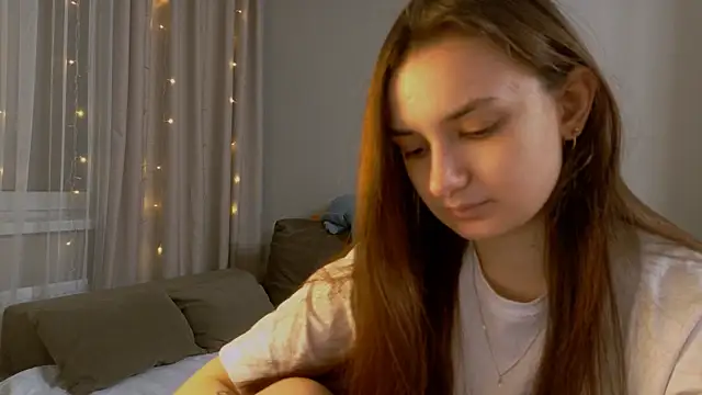 Lelia Vibe online show from March 2026 05:42:01 PM