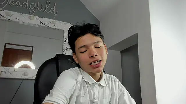 Snapshot of camillo_virgil chatting on October 2025 10:46:02 AM camillo virgil online show from October 2025 10:46:02 AM