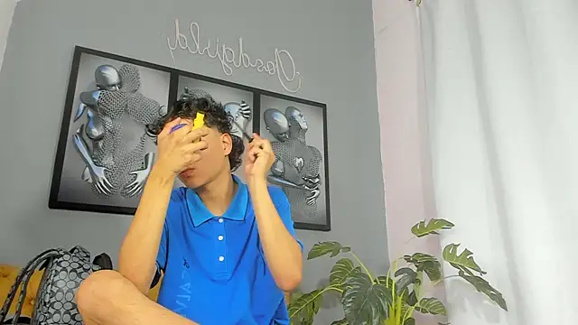 Snapshot of camillo_virgil chatting on November 2025 10:50:02 AM camillo virgil online show from November 2025 10:50:02 AM