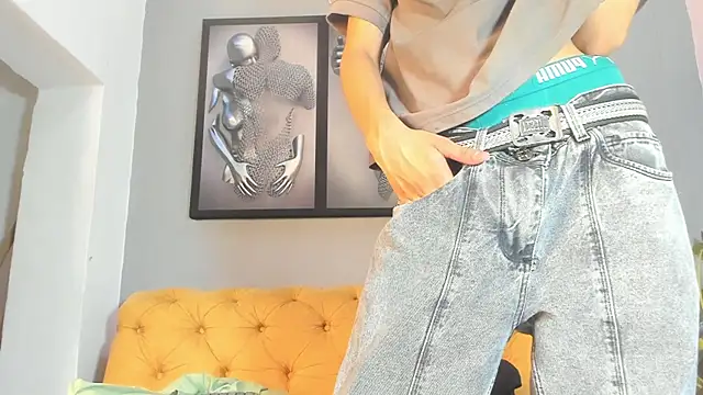 Snapshot of camillo_virgil chatting on November 2025 10:47:02 AM camillo virgil online show from November 2025 10:47:02 AM