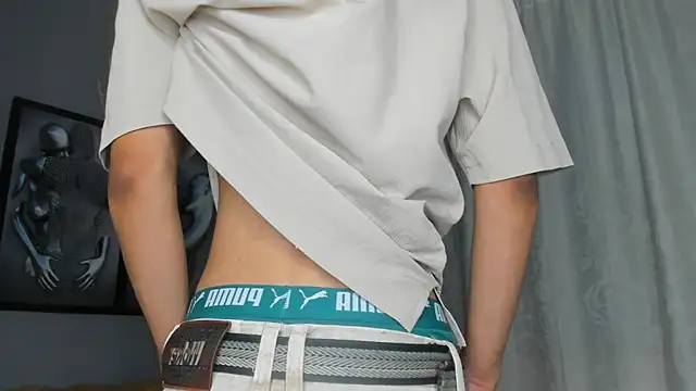 Snapshot of camillo_virgil chatting on December 2025 11:15:01 AM camillo virgil online show from December 2025 11:15:01 AM