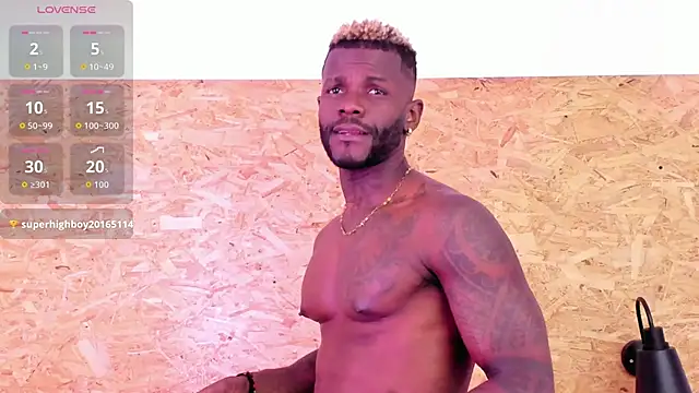 Snapshot of santiblack7 chatting on December 2025 02:39:01 AM santiblack7 online show from December 2025 02:39:01 AM