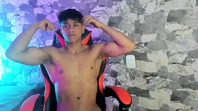 ZYZZ1312 online show from April 2026 04:41:01 AM