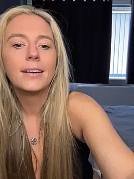 Snapshot of sammie-99 chatting on April 2026 12:54:01 PM sammie-99 online show from April 2026 12:54:01 PM