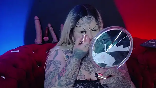 Snapshot of Venus_Rock chatting on October 2025 03:29:01 AM Venus Rock online show from October 2025 03:29:01 AM