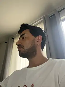 ThomassBrooks online show from February 2026 10:09:01 PM