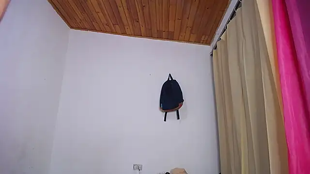 Olliver Twink online show from September 2025 11:37:01 PM