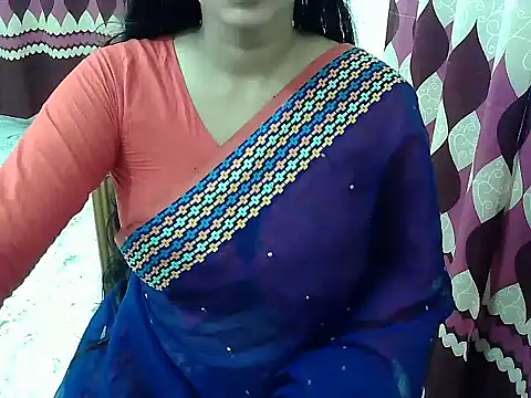 Snapshot of Hot-Hot chatting on June 2026 04:43:02 AM Hot-Hot online show from June 2026 04:43:02 AM