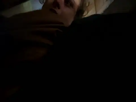 Snapshot of Tlynn chatting on September 2025 02:06:02 PM Tlynn online show from September 2025 02:06:02 PM