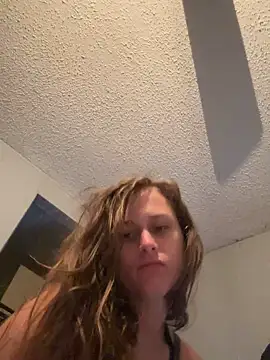 Snapshot of Tlynn chatting on September 2025 11:59:02 AM Tlynn online show from September 2025 11:59:02 AM