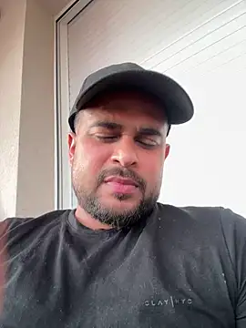Rodrigopraba online show from April 2026 07:02:02 AM