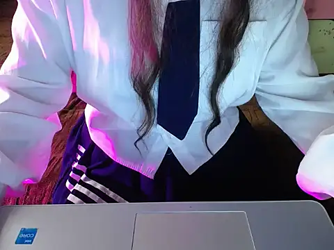 Snapshot of ahoa_Tk chatting on February 2026 06:40:02 AM ahoa Tk online show from February 2026 06:40:02 AM