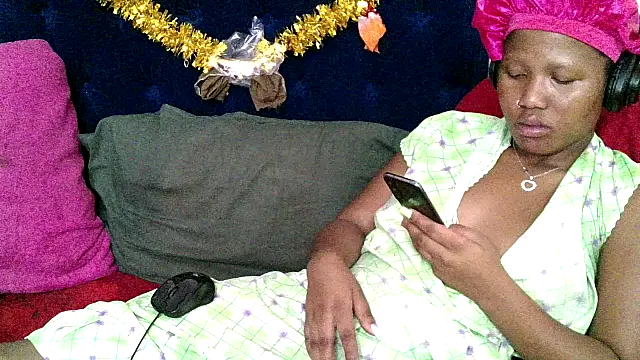 Snapshot of BUNNYCHOWX28 chatting on January 2026 08:34:01 PM BUNNYCHOWX28 online show from January 2026 08:34:01 PM