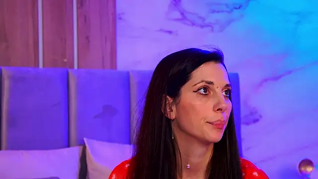 EllyLynn online show from December 2025 08:58:02 PM