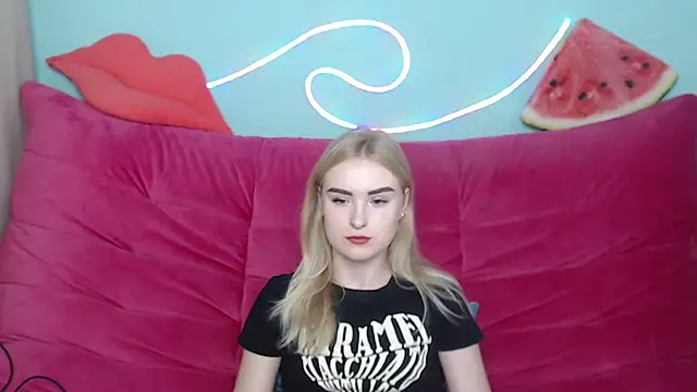 Snapshot of SofySofty chatting on November 2025 06:02:02 AM SofySofty online show from November 2025 06:02:02 AM