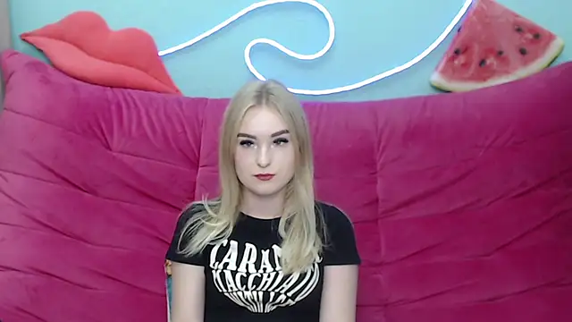 Snapshot of SofySofty chatting on November 2025 05:39:02 AM SofySofty online show from November 2025 05:39:02 AM