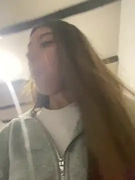 Sara-cooper2 online show from February 2026 02:31:01 AM