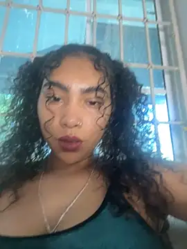 Snapshot of SophieD chatting on October 2025 12:16:02 PM SophieD online show from October 2025 12:16:02 PM