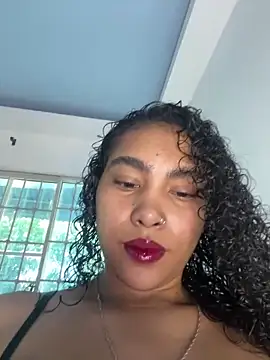 SophieD online show from April 2026 01:01:01 PM