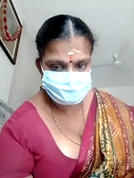 Snapshot of Tamilkeerthi chatting on February 2026 07:13:01 AM Tamilkeerthi online show from February 2026 07:13:01 AM