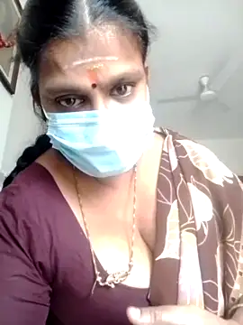 Snapshot of Tamilkeerthi chatting on February 2026 09:14:02 AM Tamilkeerthi online show from February 2026 09:14:02 AM