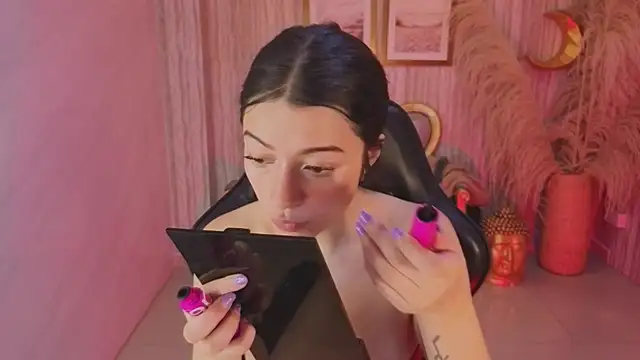 valkiria ardent s online show from February 2026 12:59:02 PM