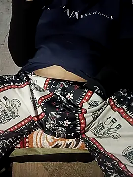 stomarr online show from March 2026 05:51:02 PM