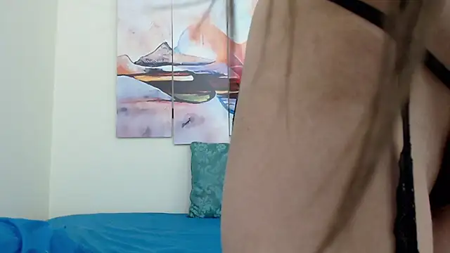 Snapshot of FLAKIS18 chatting on October 2025 09:53:01 PM FLAKIS18 online show from October 2025 09:53:01 PM