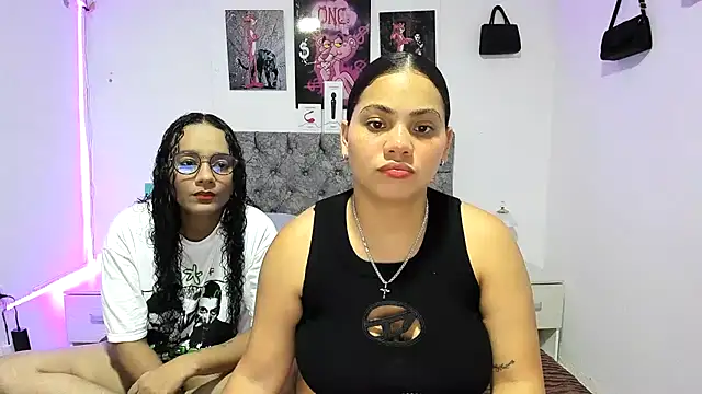 Snapshot of nay_and_aleja1 chatting on June 2026 03:25:01 AM nay and aleja1 online show from June 2026 03:25:01 AM