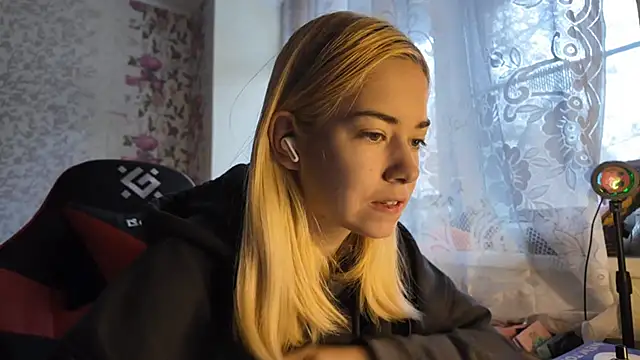 Witching Moon online show from October 2025 07:34:02 AM