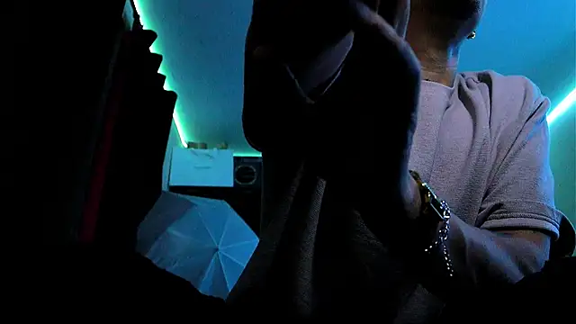 AlphaMasterXxx online show from September 2025 04:40:02 AM