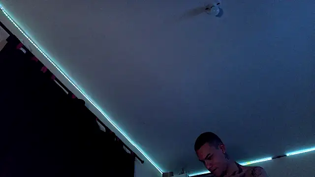 AlphaMasterXxx online show from October 2025 11:38:01 PM