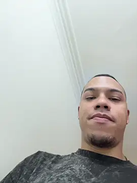 AlphaMasterXxx online show from April 2026 05:51:01 PM