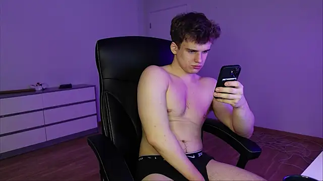 Ricky Becko online show from November 2025 04:18:02 PM