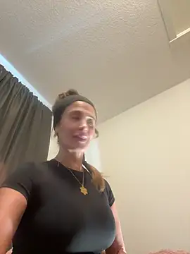 Alona Brown online show from March 2026 07:04:02 PM