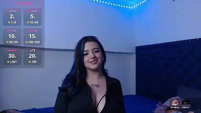 Snapshot of MaviceMur chatting on December 2025 10:18:02 PM MaviceMur online show from December 2025 10:18:02 PM