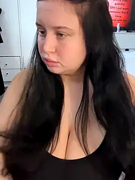 Snapshot of brunetteGirl274 chatting on November 2025 11:42:02 AM brunetteGirl274 online show from November 2025 11:42:02 AM